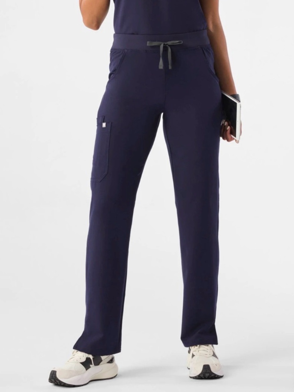 Figs Kade Cargo Straight-Leg Scrub Pants in Navy Blue
